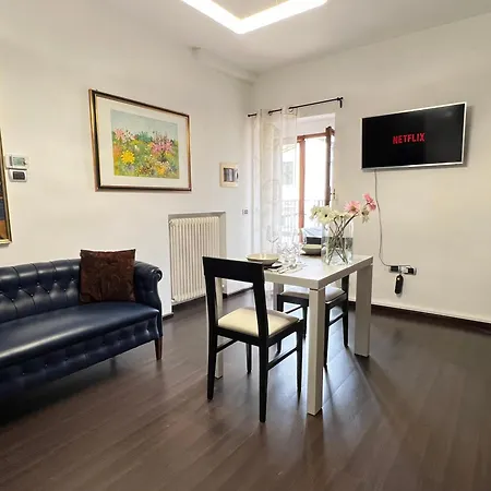 Patty's House Centro Storico A 5 Min Apartment