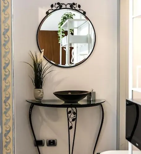 Patty's House Centro Storico A 5 Min Apartment *