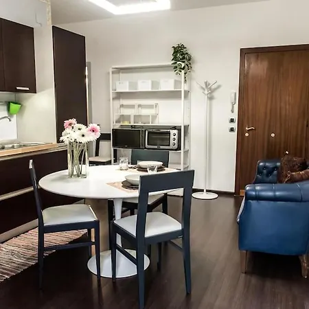 Апартаменти Patty's House Centro Storico A 5 Min Пезаро